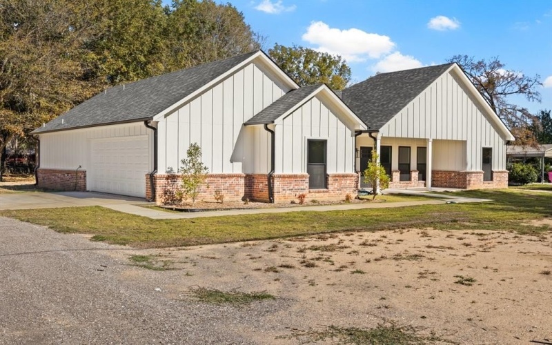 1339 HWY 67, Mount Vernon, TX 75457, 3 Bedrooms Bedrooms, ,2 BathroomsBathrooms,Residential,For Sale,1339 HWY 67,0,21137647