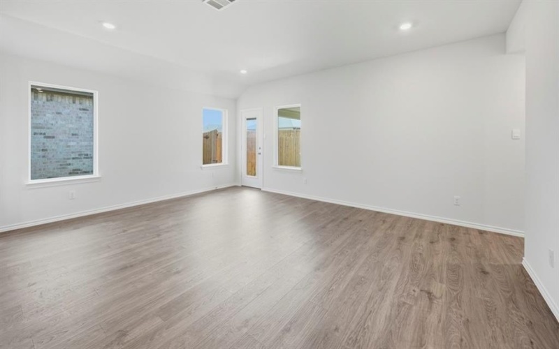 4615 Enclave Drive, Sanger, TX 76266, 4 Habitaciones Habitaciones , ,3 BañosBaños,Residential,En Venta,4615 Enclave Drive,0,21137759