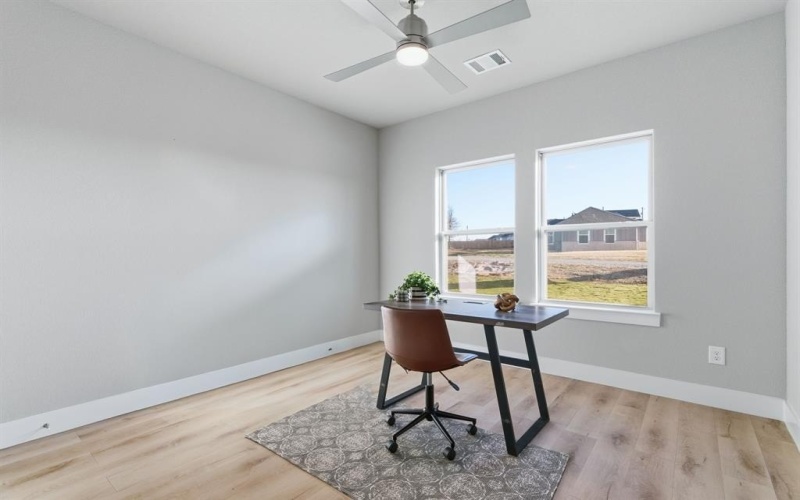 498 Cumberland Trail, Bridgeport, TX 76458, 3 Bedrooms Bedrooms, ,2 BathroomsBathrooms,Residential,For Sale,498 Cumberland Trail,0,21130129