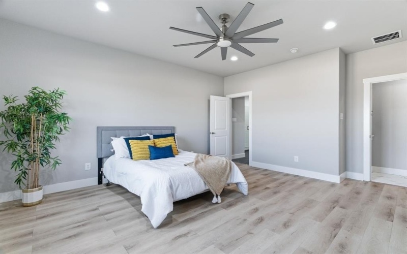 498 Cumberland Trail, Bridgeport, TX 76458, 3 Bedrooms Bedrooms, ,2 BathroomsBathrooms,Residential,For Sale,498 Cumberland Trail,0,21130129