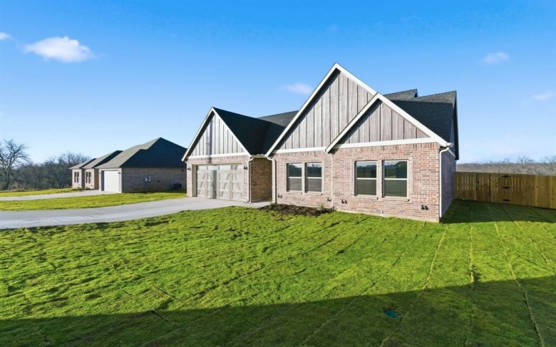 498 Cumberland Trail, Bridgeport, TX 76458, 3 Bedrooms Bedrooms, ,2 BathroomsBathrooms,Residential,For Sale,498 Cumberland Trail,0,21130129