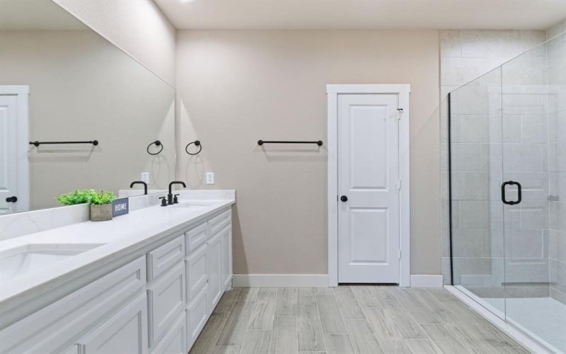 494 Cumberland Trail, Bridgeport, TX 76458, 3 Bedrooms Bedrooms, ,2 BathroomsBathrooms,Residential,For Sale,494 Cumberland Trail,0,21130130