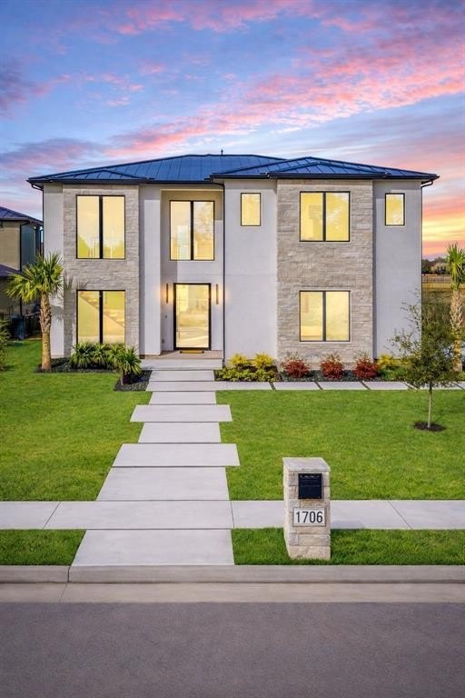 1706 Canal Street, Heath, TX 75032, 5 Bedrooms Bedrooms, ,5 BathroomsBathrooms,Residential,For Sale,1706 Canal Street,0,21134716