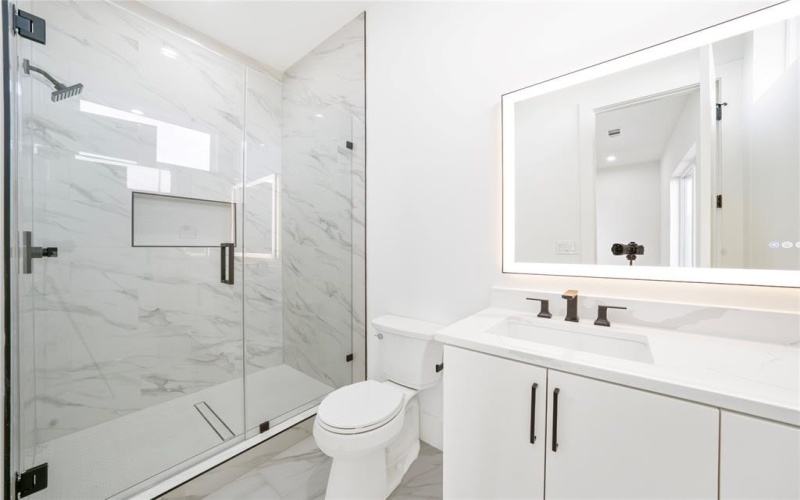 1706 Canal Street, Heath, TX 75032, 5 Bedrooms Bedrooms, ,5 BathroomsBathrooms,Residential,For Sale,1706 Canal Street,0,21134716