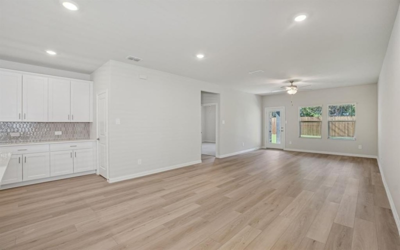 716 Leavenworth Drive, Princeton, TX 75071, 3 Habitaciones Habitaciones , ,2 BañosBaños,Residential,En Venta,716 Leavenworth Drive,0,21135752