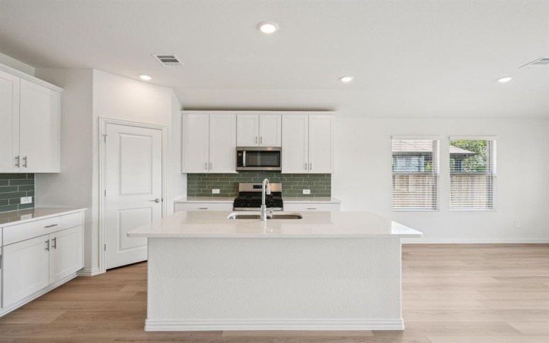 1022 Eagle Run Lane, Lavon, TX 75166, 3 Bedrooms Bedrooms, ,2 BathroomsBathrooms,Residential,For Sale,1022 Eagle Run Lane,0,21135779