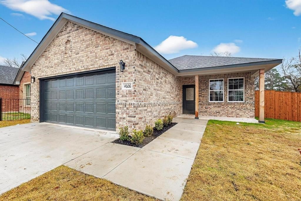 4614 Metropolitan Avenue, Dallas, TX 75210, 3 Bedrooms Bedrooms, ,2 BathroomsBathrooms,Residential,For Sale,4614 Metropolitan Avenue,0,21136217