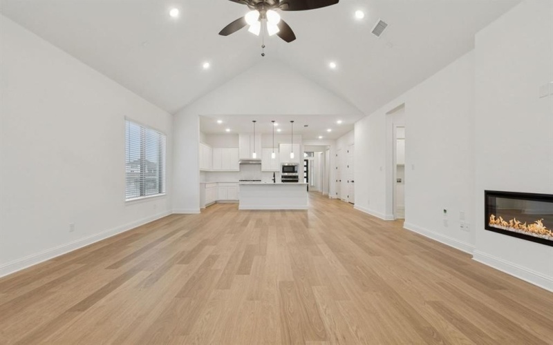 9717 Flourishing Way, Mesquite, TX 75126, 3 Habitaciones Habitaciones , ,3 BañosBaños,Residential,En Venta,9717 Flourishing Way,0,21137393