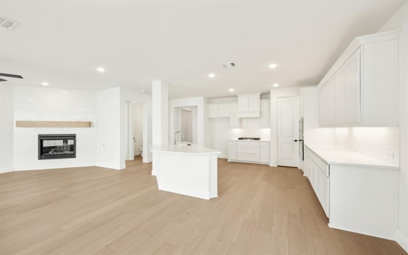 3924 Clingsman Way, McKinney, TX 75071, 5 Habitaciones Habitaciones , ,3 BañosBaños,Residential,En Venta,3924 Clingsman Way,0,21137399