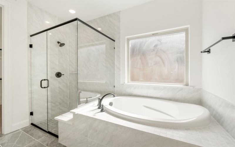 3924 Clingsman Way, McKinney, TX 75071, 5 Habitaciones Habitaciones , ,3 BañosBaños,Residential,En Venta,3924 Clingsman Way,0,21137399