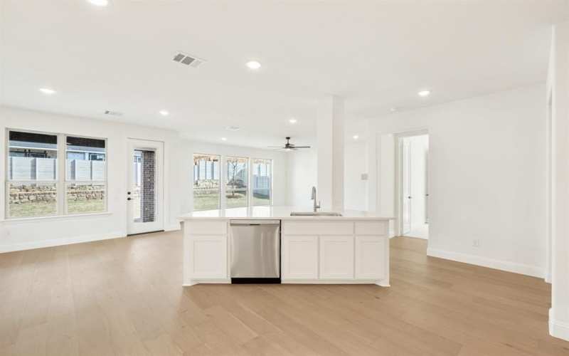 3924 Clingsman Way, McKinney, TX 75071, 5 Habitaciones Habitaciones , ,3 BañosBaños,Residential,En Venta,3924 Clingsman Way,0,21137399