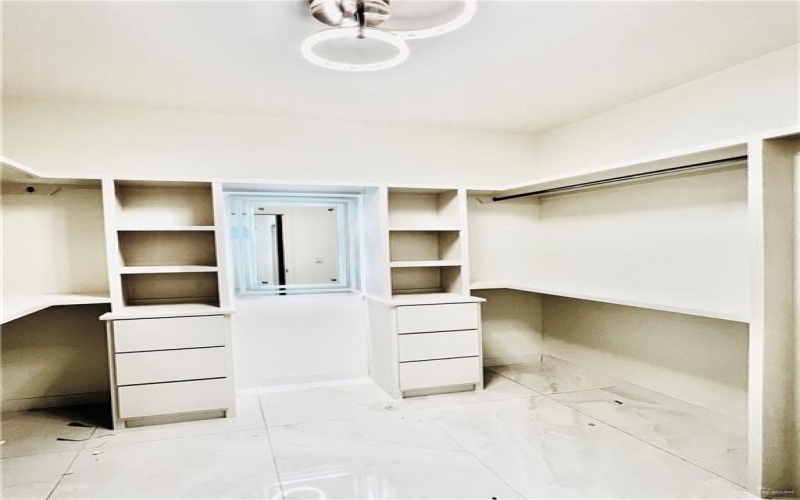 1906 Hole No. 6 Street, Mission, TX 78572, 3 Bedrooms Bedrooms, ,2 BathroomsBathrooms,Residential,For Sale,1906 Hole No. 6 Street,0,490615