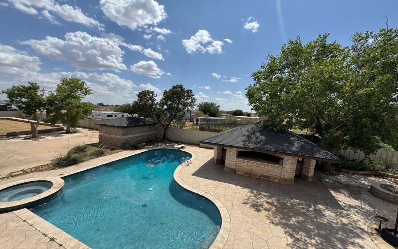 5122 S County Rd 1183, Midland, TX 79706, 4 Habitaciones Habitaciones , ,3 BañosBaños,Residential,En Venta,5122 S County Rd 1183,0,162466