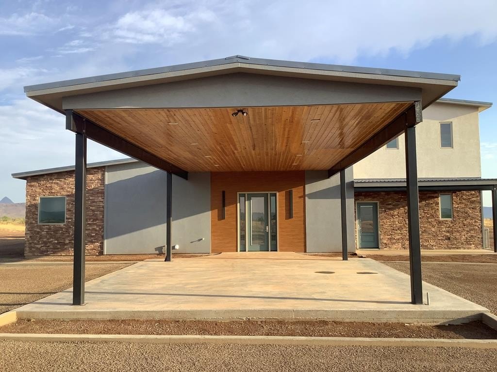 105 CALLE LIMPIA, Alpine, TX 79830, 3 Habitaciones Habitaciones , ,3 BañosBaños,Residential,En Venta,105 CALLE LIMPIA,0,50087605