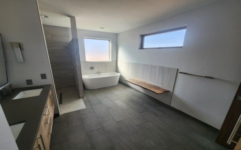 105 CALLE LIMPIA, Alpine, TX 79830, 3 Habitaciones Habitaciones , ,3 BañosBaños,Residential,En Venta,105 CALLE LIMPIA,0,50087605