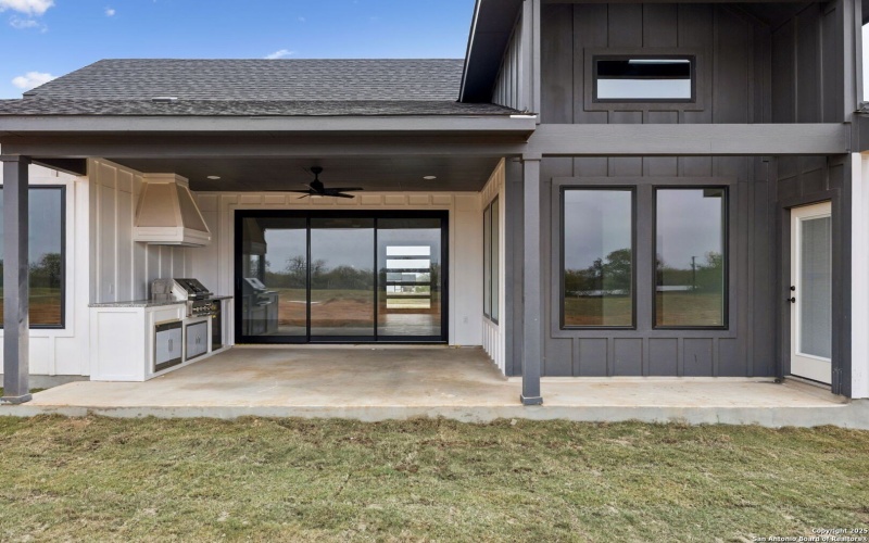 187 Hidden Ranch CT., Floresville, TX 78114, 4 Habitaciones Habitaciones , ,5 BañosBaños,Residential,En Venta,187 Hidden Ranch CT.,0,1930084