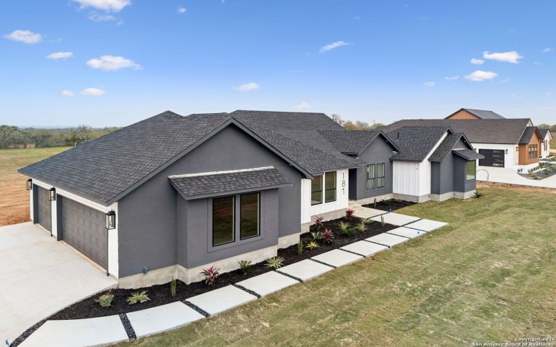 187 Hidden Ranch CT., Floresville, TX 78114, 4 Habitaciones Habitaciones , ,5 BañosBaños,Residential,En Venta,187 Hidden Ranch CT.,0,1930084