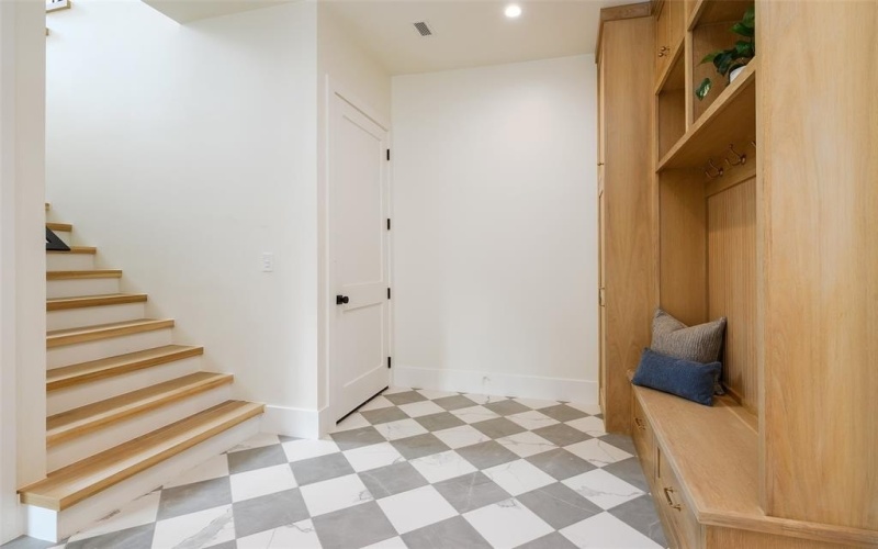 6414 Blanch Circle, Dallas, TX 75214, 5 Habitaciones Habitaciones , ,6 BañosBaños,Residential,En Venta,6414 Blanch Circle,0,21102507