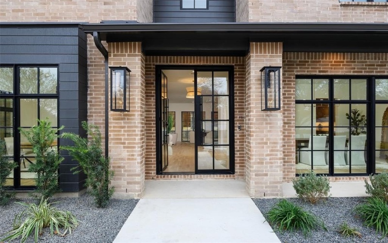 6414 Blanch Circle, Dallas, TX 75214, 5 Habitaciones Habitaciones , ,6 BañosBaños,Residential,En Venta,6414 Blanch Circle,0,21102507