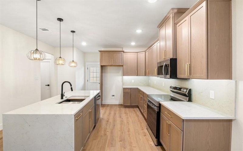 1804 Vincennes Street, Fort Worth, TX 76105, 3 Bedrooms Bedrooms, ,2 BathroomsBathrooms,Residential,For Sale,1804 Vincennes Street,0,21137648