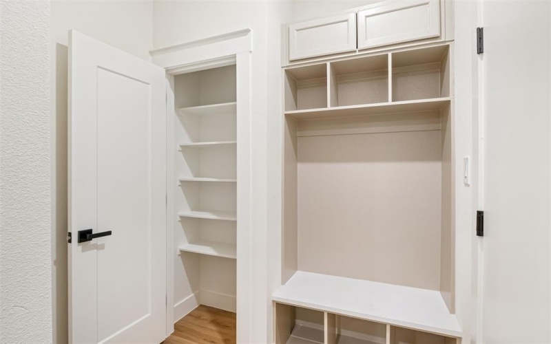 1804 Vincennes Street, Fort Worth, TX 76105, 3 Bedrooms Bedrooms, ,2 BathroomsBathrooms,Residential,For Sale,1804 Vincennes Street,0,21137648