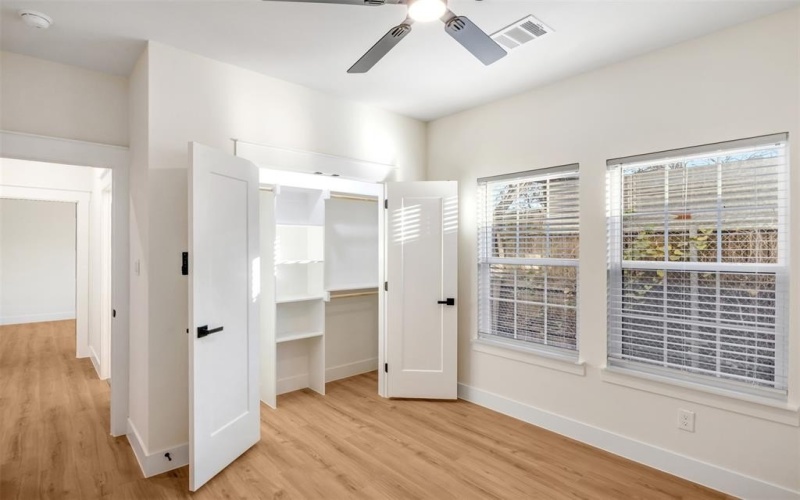 1804 Vincennes Street, Fort Worth, TX 76105, 3 Bedrooms Bedrooms, ,2 BathroomsBathrooms,Residential,For Sale,1804 Vincennes Street,0,21137648