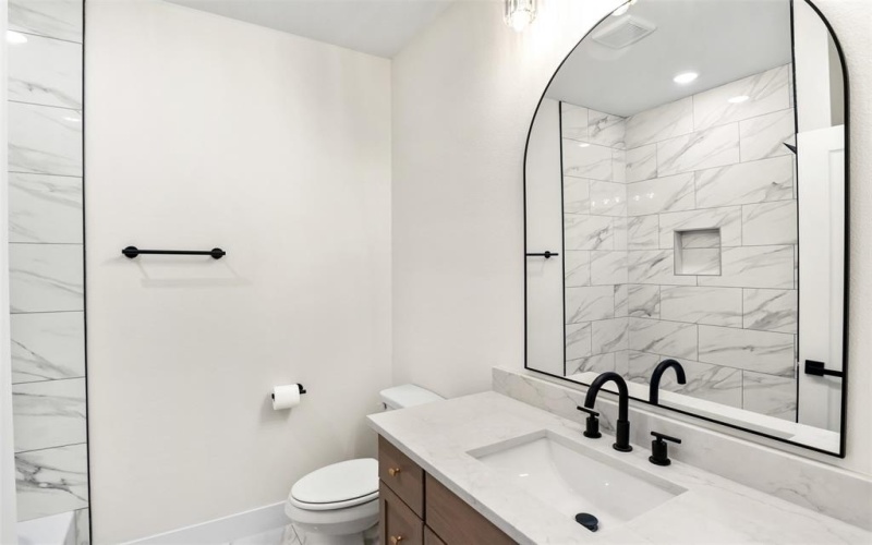 1804 Vincennes Street, Fort Worth, TX 76105, 3 Bedrooms Bedrooms, ,2 BathroomsBathrooms,Residential,For Sale,1804 Vincennes Street,0,21137648