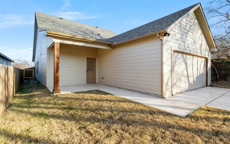1804 Vincennes Street, Fort Worth, TX 76105, 3 Bedrooms Bedrooms, ,2 BathroomsBathrooms,Residential,For Sale,1804 Vincennes Street,0,21137648