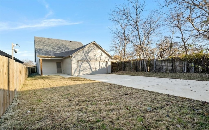 1804 Vincennes Street, Fort Worth, TX 76105, 3 Bedrooms Bedrooms, ,2 BathroomsBathrooms,Residential,For Sale,1804 Vincennes Street,0,21137648