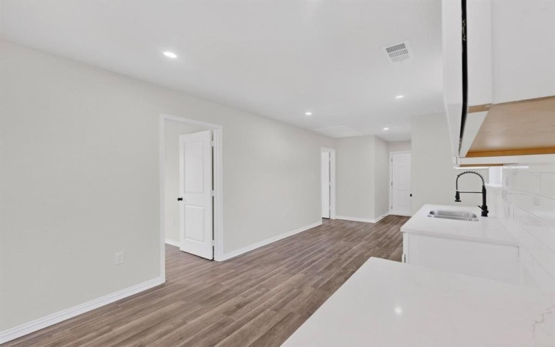 1541 Caldwell Street, Dallas, TX 75223, 4 Habitaciones Habitaciones , ,2 BañosBaños,Residential,En Venta,1541 Caldwell Street,0,21137989