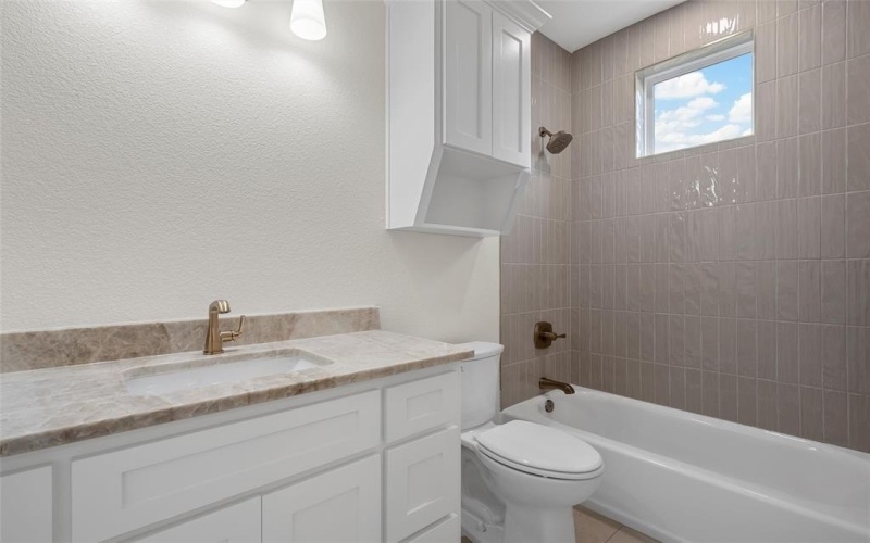 429 Toledo Bend, Waco, TX 76657, 5 Habitaciones Habitaciones , ,5 BañosBaños,Residential,En Venta,429 Toledo Bend,0,21138104