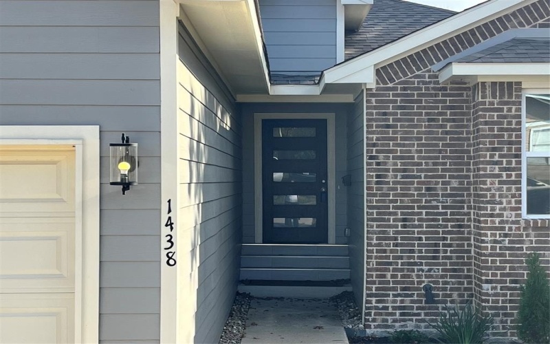 1438 E Waco Avenue, Dallas, TX 75216, 3 Habitaciones Habitaciones , ,2 BañosBaños,Residential,En Venta,1438 E Waco Avenue,0,21130345