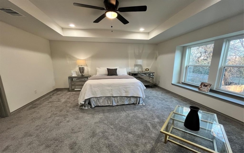 1438 E Waco Avenue, Dallas, TX 75216, 3 Habitaciones Habitaciones , ,2 BañosBaños,Residential,En Venta,1438 E Waco Avenue,0,21130345