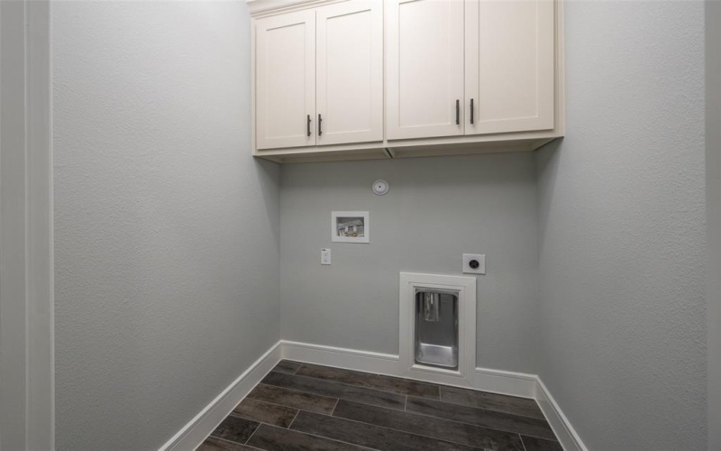 302 W Pine Street, Whitewright, TX 75491, 3 Bedrooms Bedrooms, ,2 BathroomsBathrooms,Residential,For Sale,302 W Pine Street,0,21137845