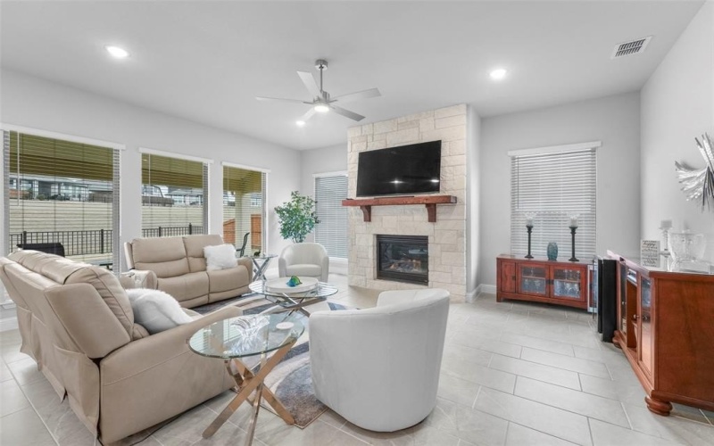 2119 Charming Forge Road, Forney, TX 75126, 3 Habitaciones Habitaciones , ,2 BañosBaños,Residential,En Venta,2119 Charming Forge Road,0,21138189