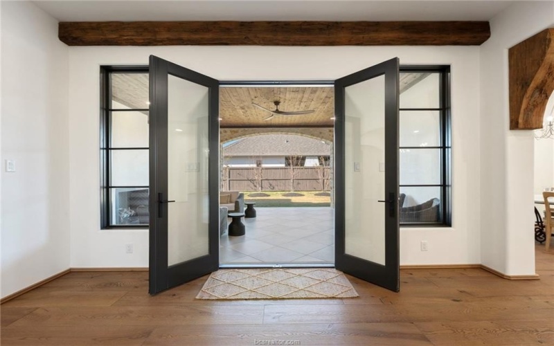 4748 Concordia Drive, Bryan, TX 77802, 4 Habitaciones Habitaciones , ,5 BañosBaños,Residential,En Venta,4748 Concordia Drive,0,25013195