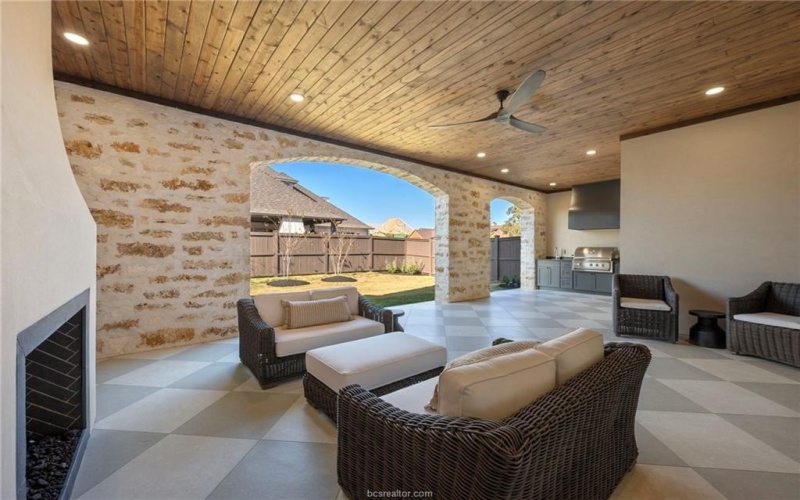 4748 Concordia Drive, Bryan, TX 77802, 4 Habitaciones Habitaciones , ,5 BañosBaños,Residential,En Venta,4748 Concordia Drive,0,25013195