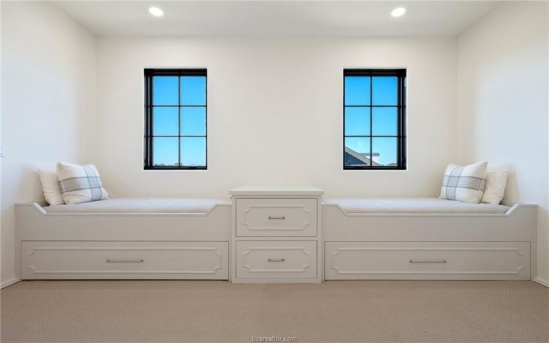 4748 Concordia Drive, Bryan, TX 77802, 4 Bedrooms Bedrooms, ,5 BathroomsBathrooms,Residential,For Sale,4748 Concordia Drive,0,25013195