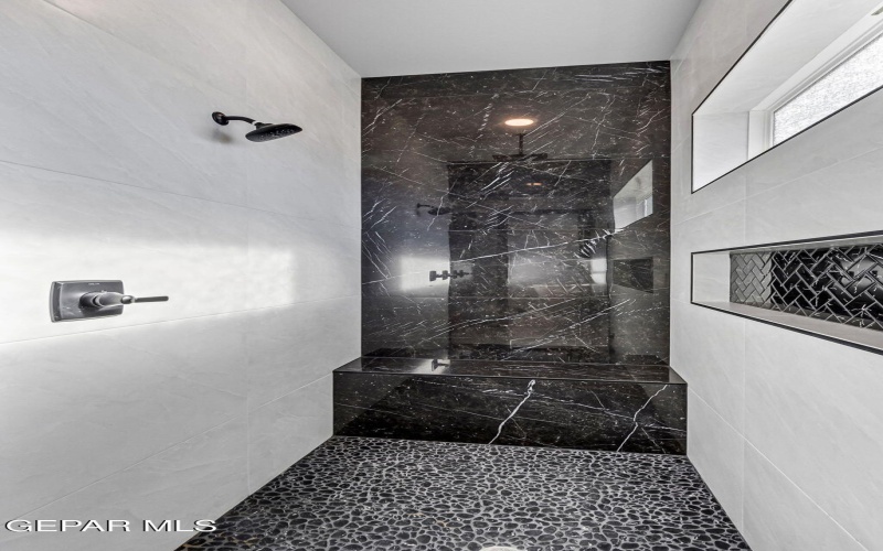 6416 CADENCE RIVER Drive, El Paso, TX 79932, 5 Habitaciones Habitaciones , ,3 BañosBaños,Residential,En Venta,6416 CADENCE RIVER Drive,0,935524