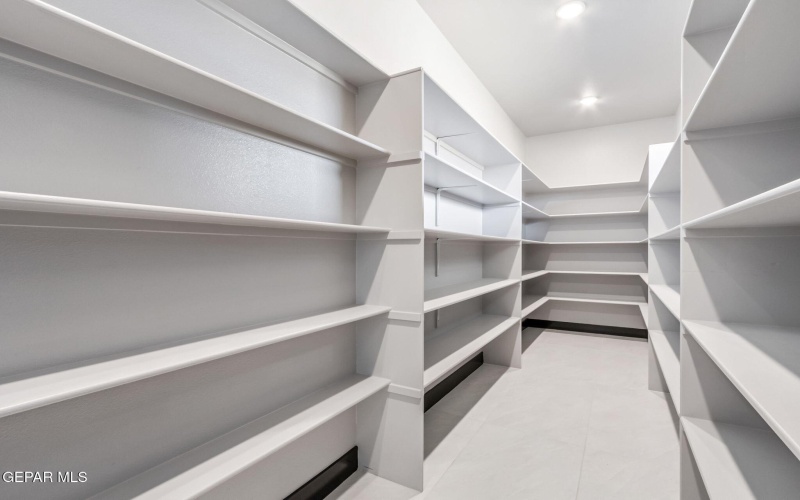 6416 CADENCE RIVER Drive, El Paso, TX 79932, 5 Habitaciones Habitaciones , ,3 BañosBaños,Residential,En Venta,6416 CADENCE RIVER Drive,0,935524