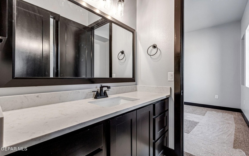 6416 CADENCE RIVER Drive, El Paso, TX 79932, 5 Habitaciones Habitaciones , ,3 BañosBaños,Residential,En Venta,6416 CADENCE RIVER Drive,0,935524