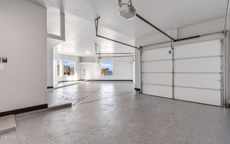 6416 CADENCE RIVER Drive, El Paso, TX 79932, 5 Habitaciones Habitaciones , ,3 BañosBaños,Residential,En Venta,6416 CADENCE RIVER Drive,0,935524