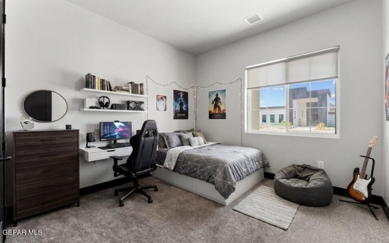 6416 CADENCE RIVER Drive, El Paso, TX 79932, 5 Habitaciones Habitaciones , ,3 BañosBaños,Residential,En Venta,6416 CADENCE RIVER Drive,0,935524