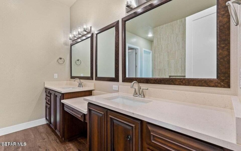 1848 CIMARRON PARK Place, El Paso, TX 79911, 5 Habitaciones Habitaciones , ,3 BañosBaños,Residential,En Venta,1848 CIMARRON PARK Place,0,935526