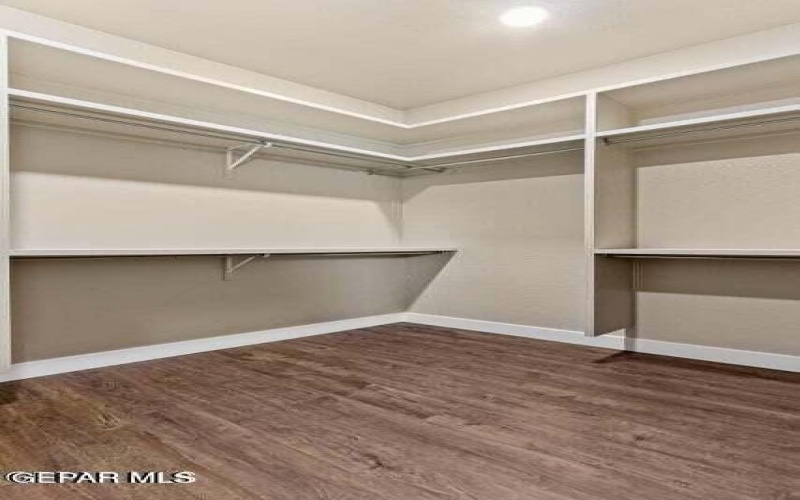 1848 CIMARRON PARK Place, El Paso, TX 79911, 5 Habitaciones Habitaciones , ,3 BañosBaños,Residential,En Venta,1848 CIMARRON PARK Place,0,935526