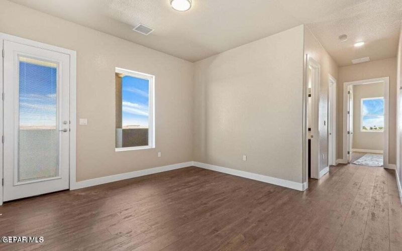 1848 CIMARRON PARK Place, El Paso, TX 79911, 5 Habitaciones Habitaciones , ,3 BañosBaños,Residential,En Venta,1848 CIMARRON PARK Place,0,935526