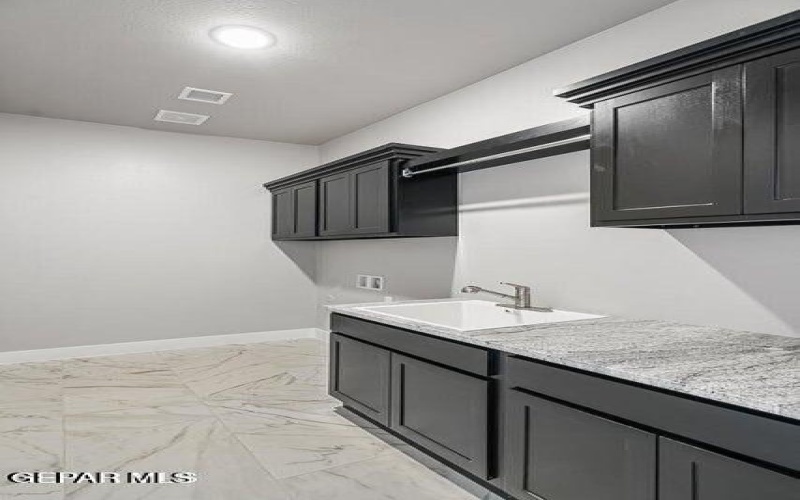 7353 CIMARRON RIM Drive, El Paso, TX 79911, 5 Habitaciones Habitaciones , ,5 BañosBaños,Residential,En Venta,7353 CIMARRON RIM Drive,0,935527