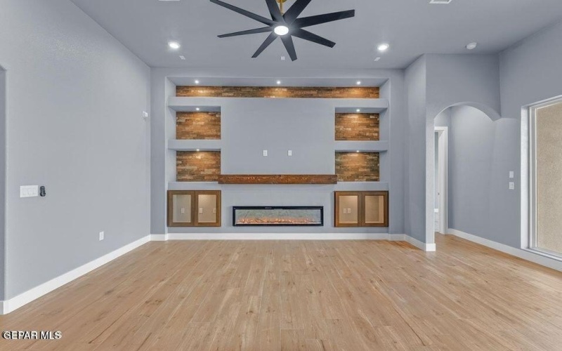 1857 WAR PATH Drive, El Paso, TX 79911, 4 Habitaciones Habitaciones , ,3 BañosBaños,Residential,En Venta,1857 WAR PATH Drive,0,935528