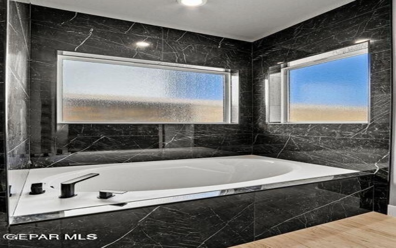 1836 CIMARRON PARK Drive, El Paso, TX 79911, 4 Habitaciones Habitaciones , ,3 BañosBaños,Residential,En Venta,1836 CIMARRON PARK Drive,0,935530