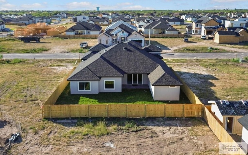 6133 POLANCO DR, BROWNSVILLE, TX 78526, 4 Bedrooms Bedrooms, ,5 BathroomsBathrooms,Residential,For Sale,6133 POLANCO DR,0,29770815